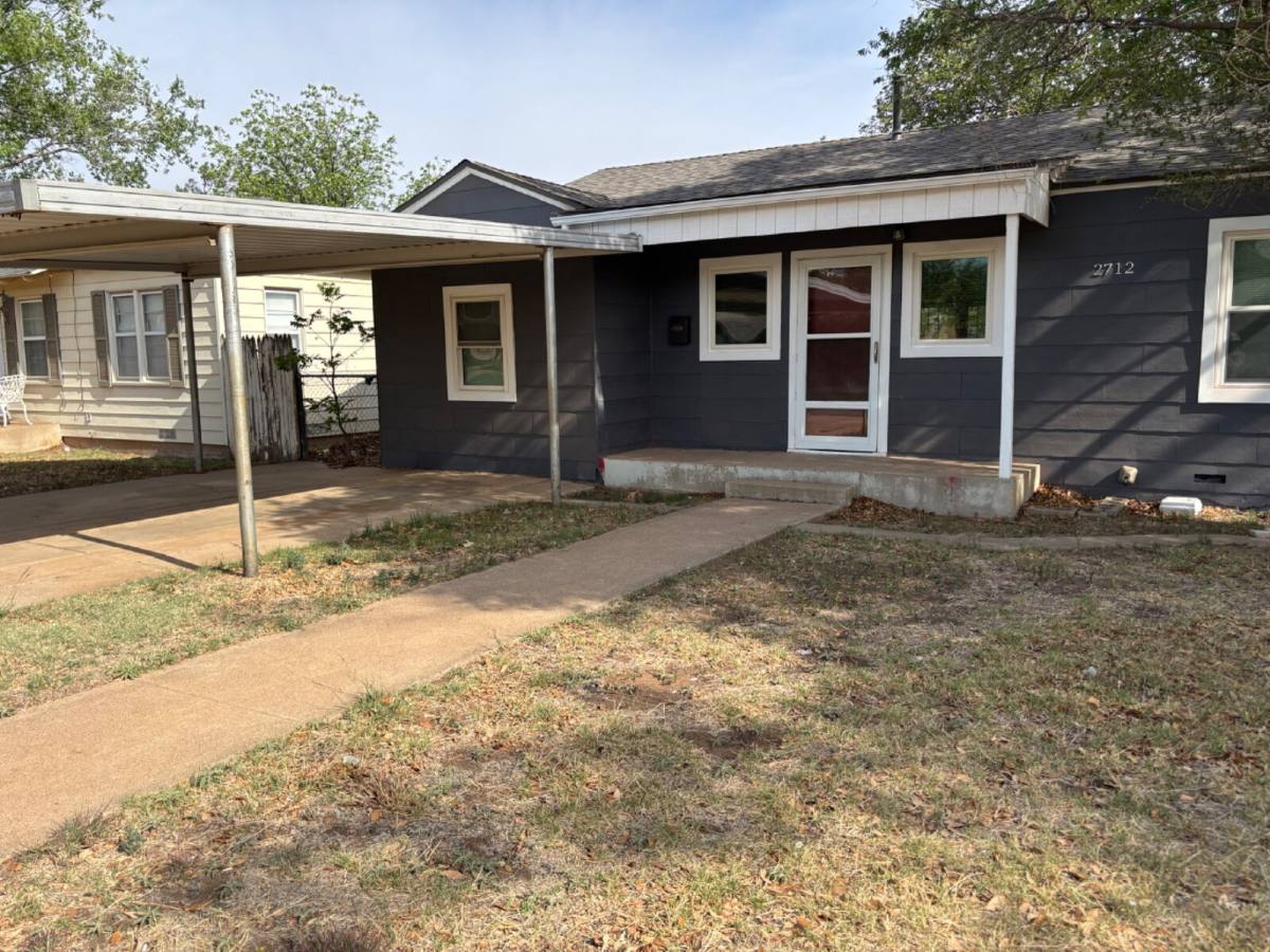House for rent at 2712 37th St, Lubbock, TX 79413