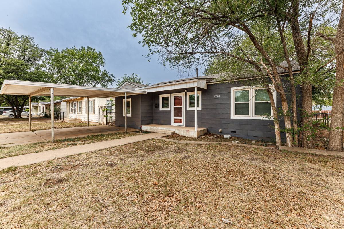 House for rent at 2712 37th St, Lubbock, TX 79413