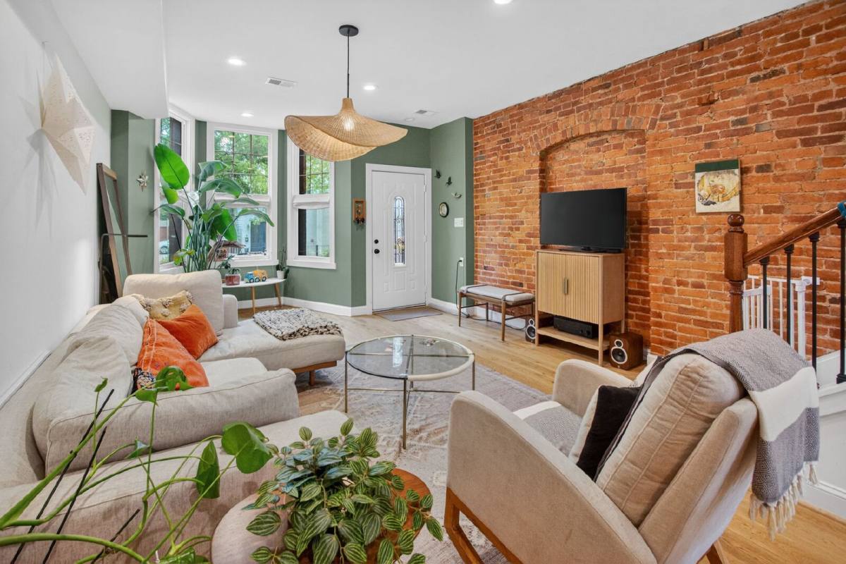 House for rent at 1510 1st St NW, Washington, DC 20001