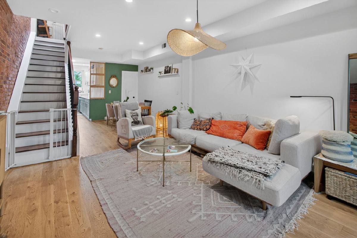House for rent at 1510 1st St NW, Washington, DC 20001