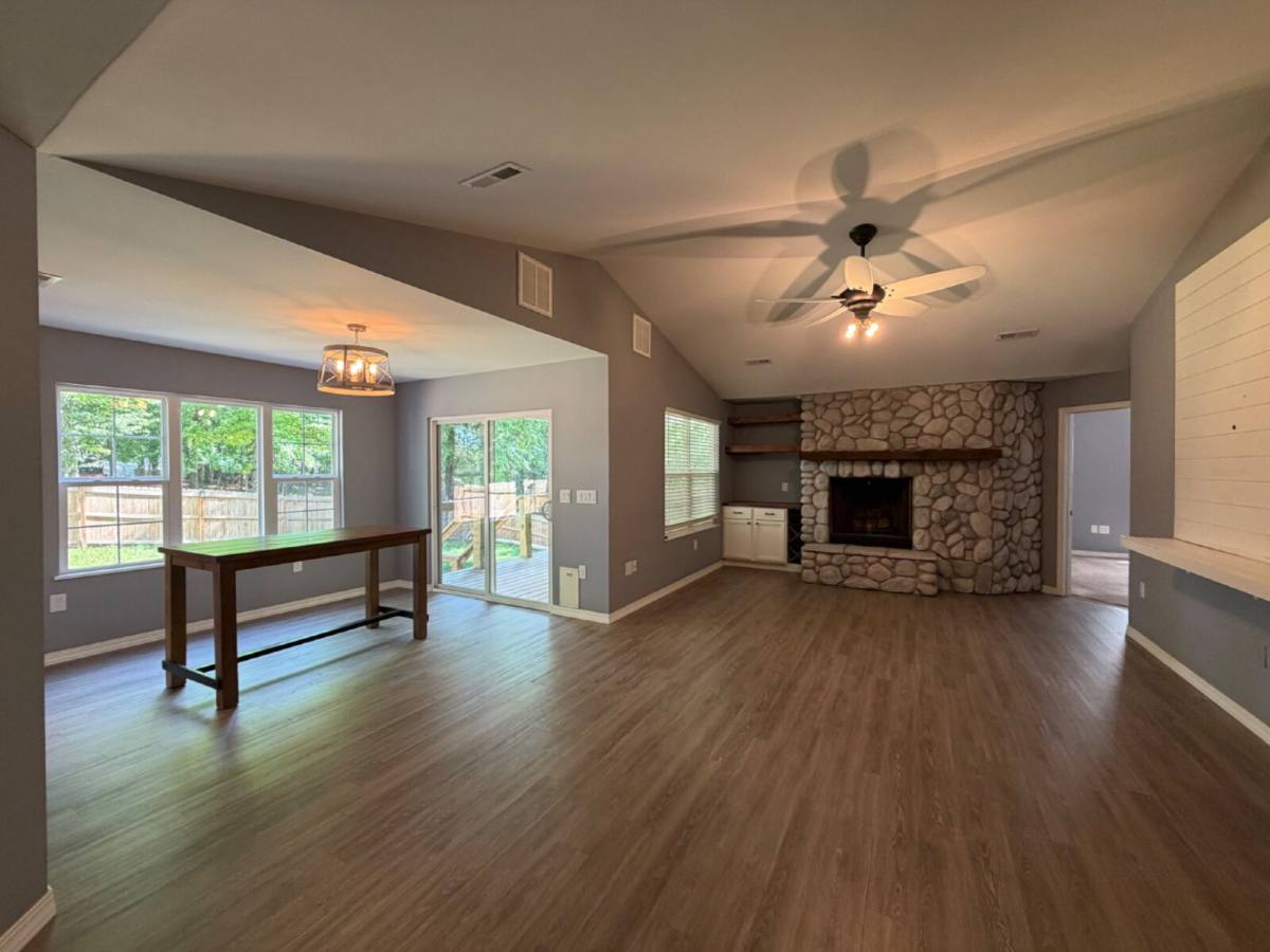 House for rent at 1270 Skyview Dr, Branson, MO 65616