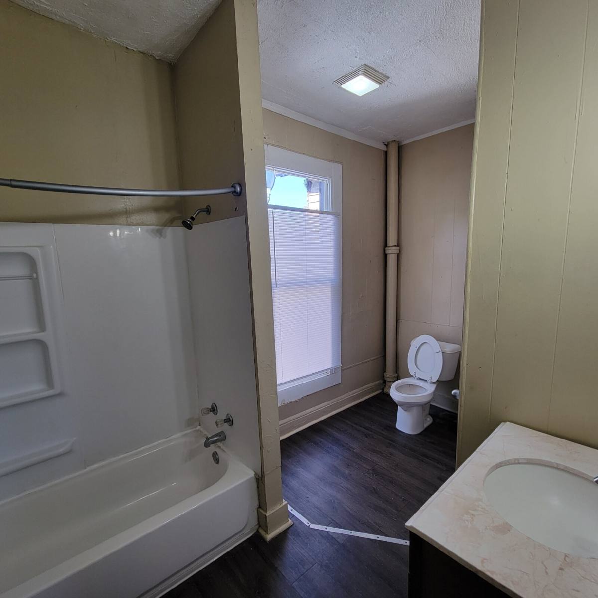 House for rent at 915 Marion Ave, Indianapolis, IN 46221