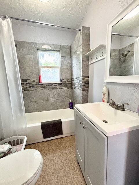 House for rent at 420 Daytona St, Daytona Beach, FL 32114