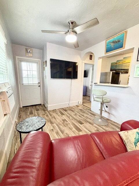 House for rent at 420 Daytona St, Daytona Beach, FL 32114