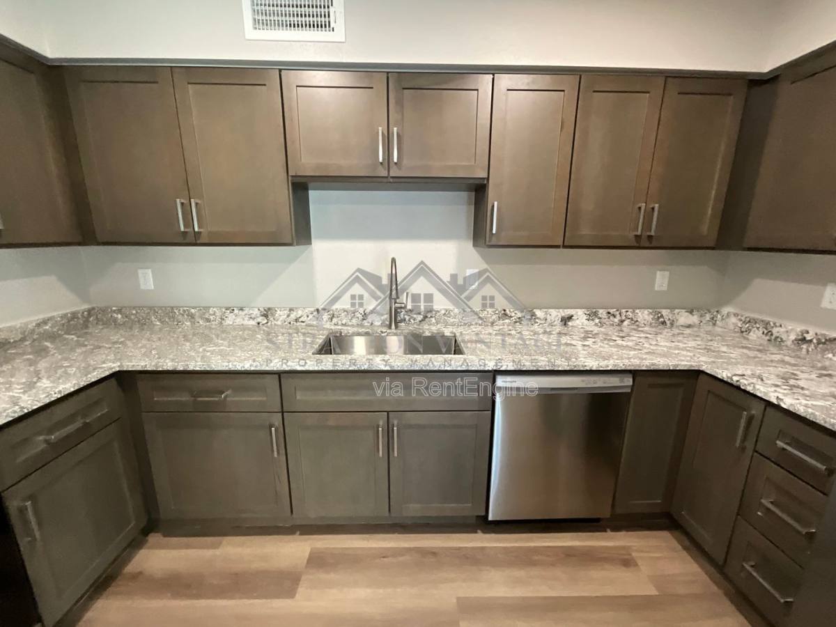 Apartment for rent at 2104 E Eugie Terrace #202, Phoenix, AZ 85022