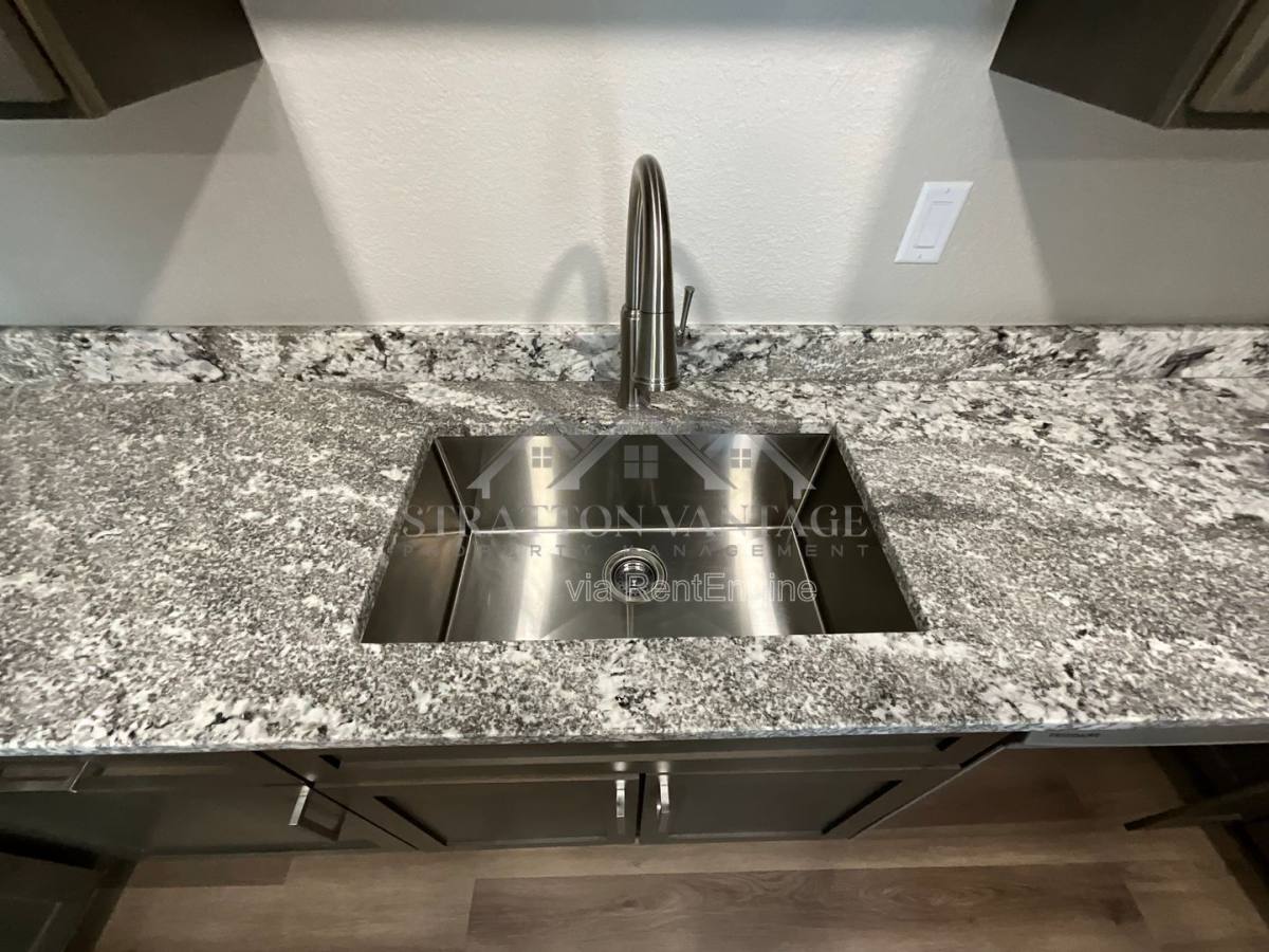 Apartment for rent at 2104 E Eugie Terrace #202, Phoenix, AZ 85022