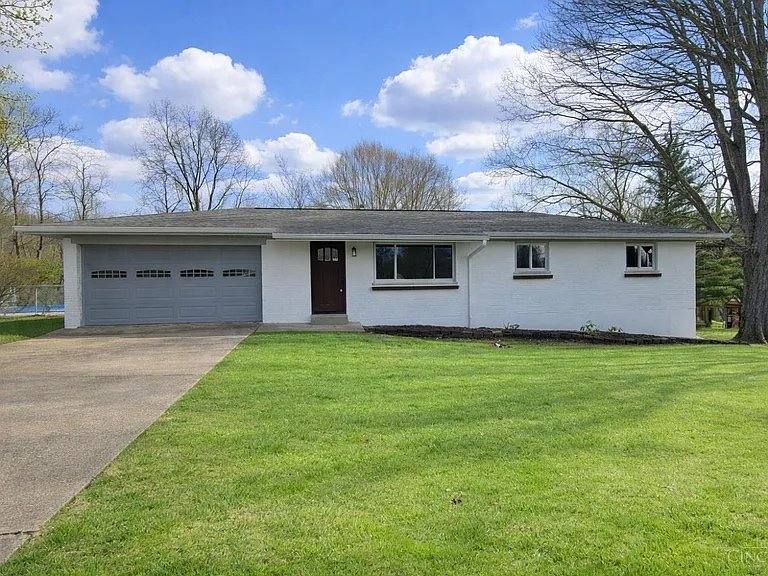 House for rent at 969 Robin Hill Dr, New Richmond, OH 45157