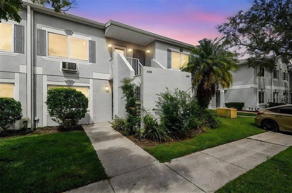Apartment for rent at 4134 Dolphin Dr, Tampa, FL 33617