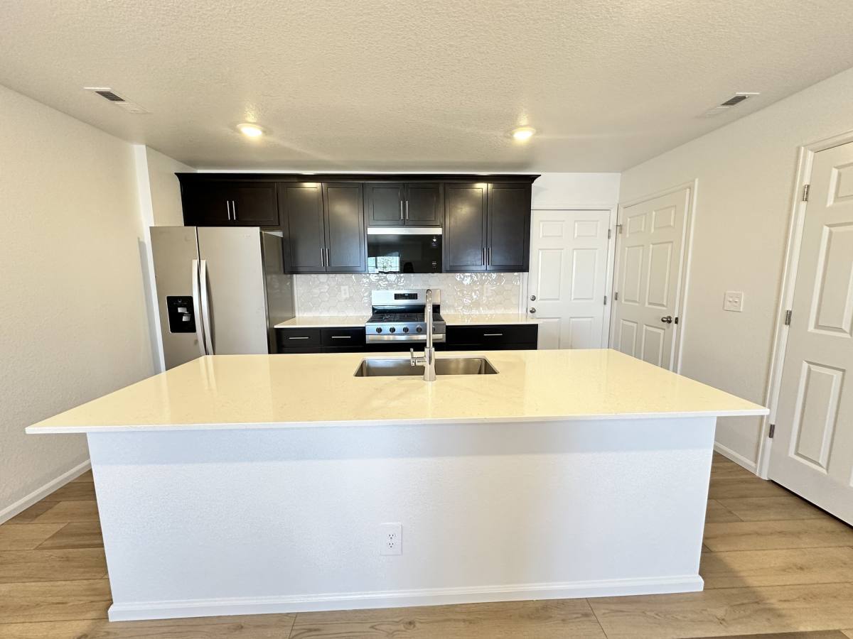 Townhouse for rent at 21244 E 65th Dr, Aurora, CO 80019