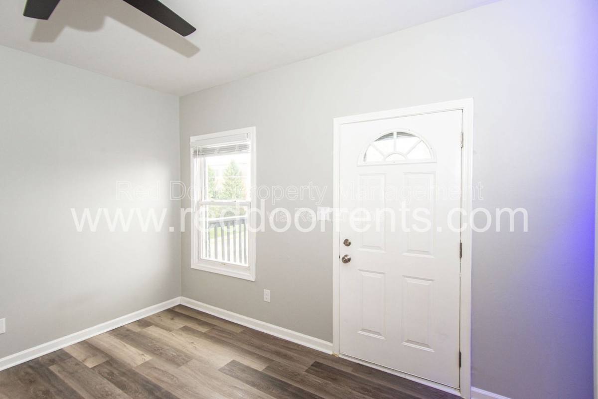 Apartment for rent at 1329 E Market St #8, Indianapolis, IN 46202