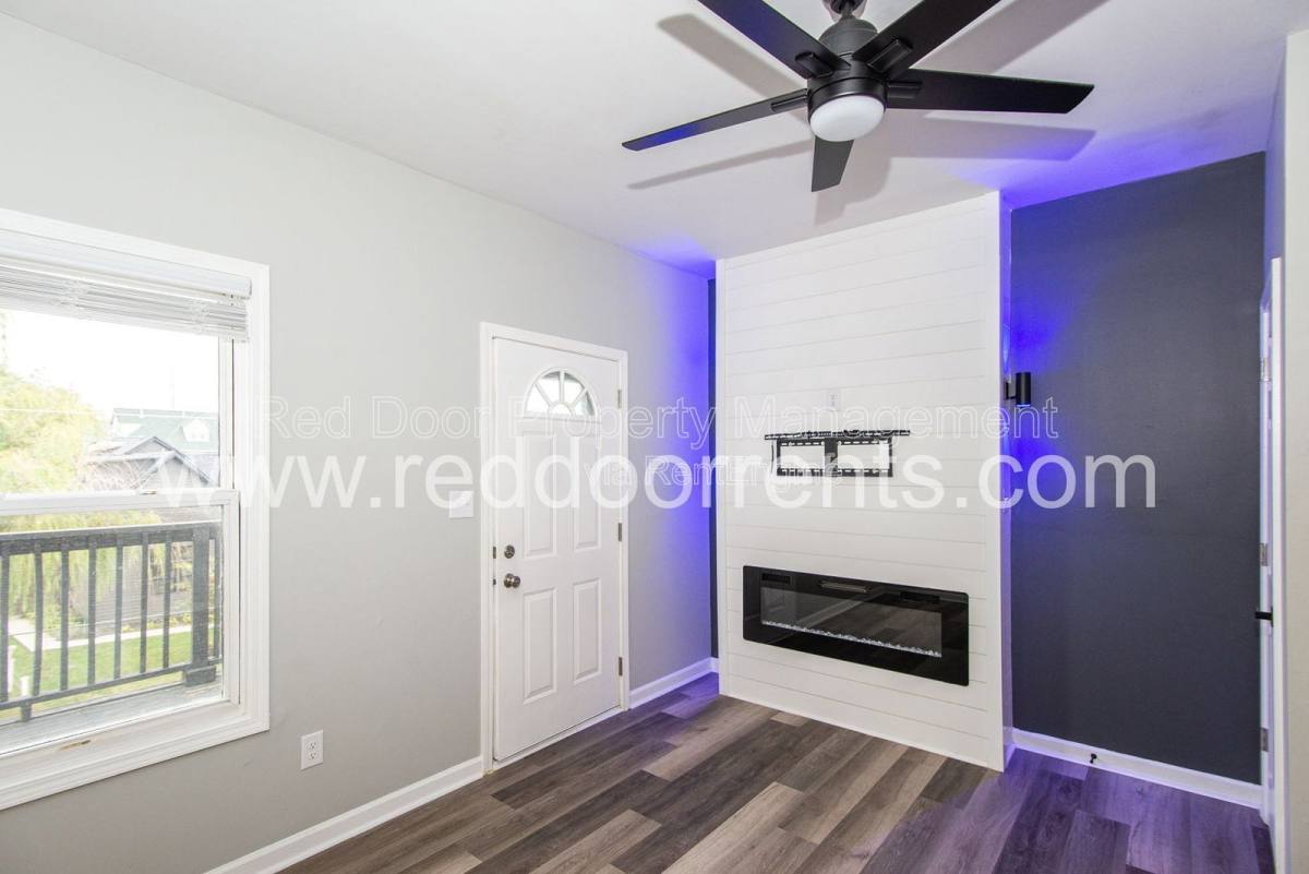 Apartment for rent at 1329 E Market St #8, Indianapolis, IN 46202