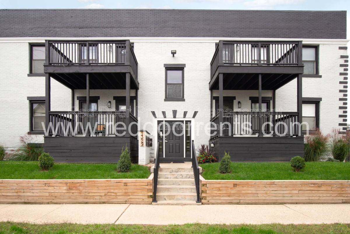 Apartment for rent at 1329 E Market St #8, Indianapolis, IN 46202