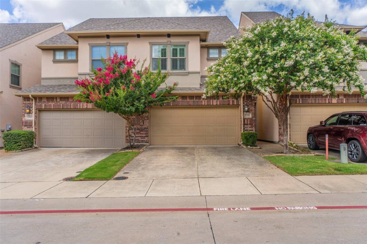 Townhouse for rent at 1038 Audrey Way, Canton, TX 75103