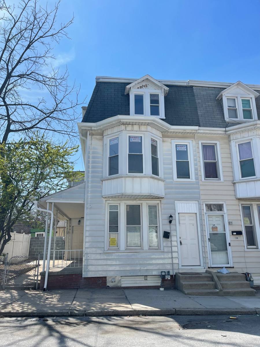 House for rent at 132 N W St, York, PA 17401