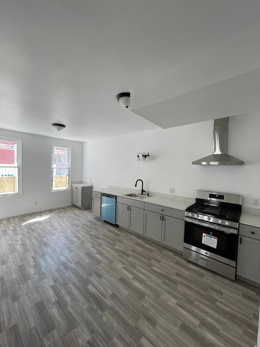 House for rent at 132 N W St, York, PA 17401