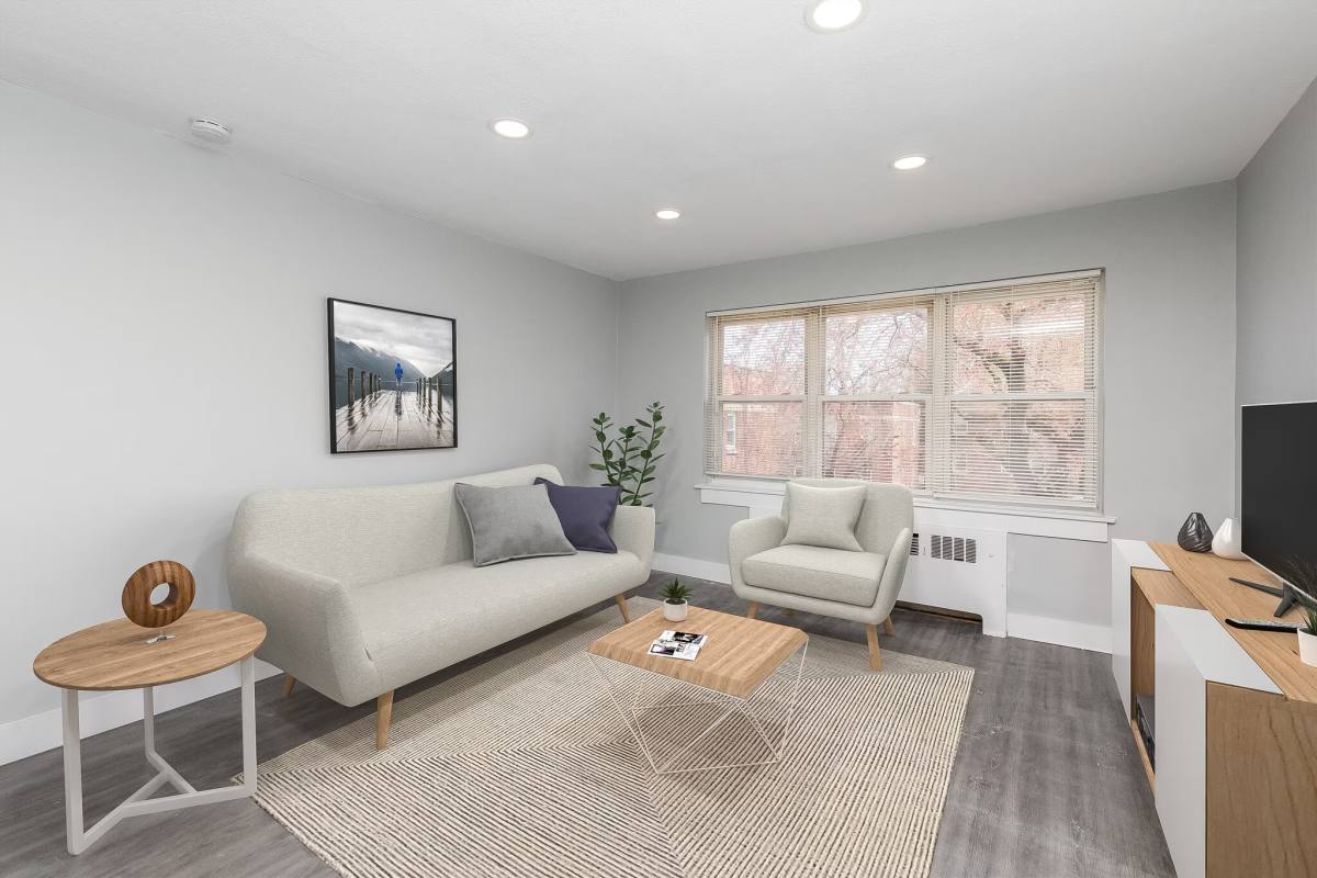 Apartment for rent at 433 Myrtle Ave #1A, Woodbury, NJ 08096