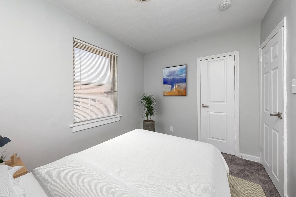 Apartment for rent at 433 Myrtle Ave #1A, Woodbury, NJ 08096