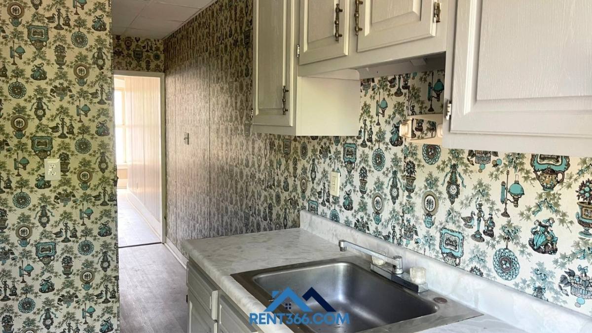 Apartment for rent at 929 Centre St, Ashland, PA 17921