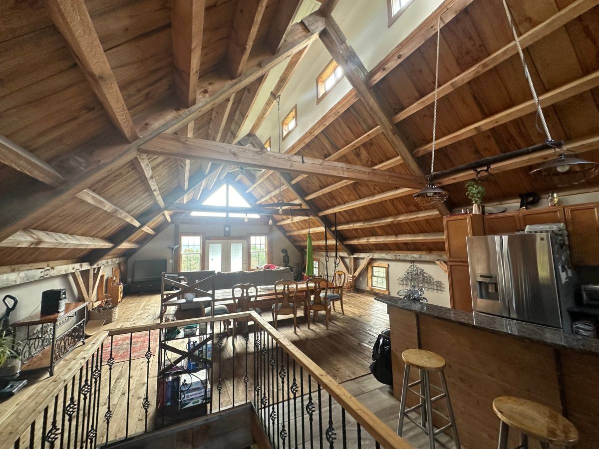 House for rent at 902 Old Post Rd, Brookfield, VT 05036
