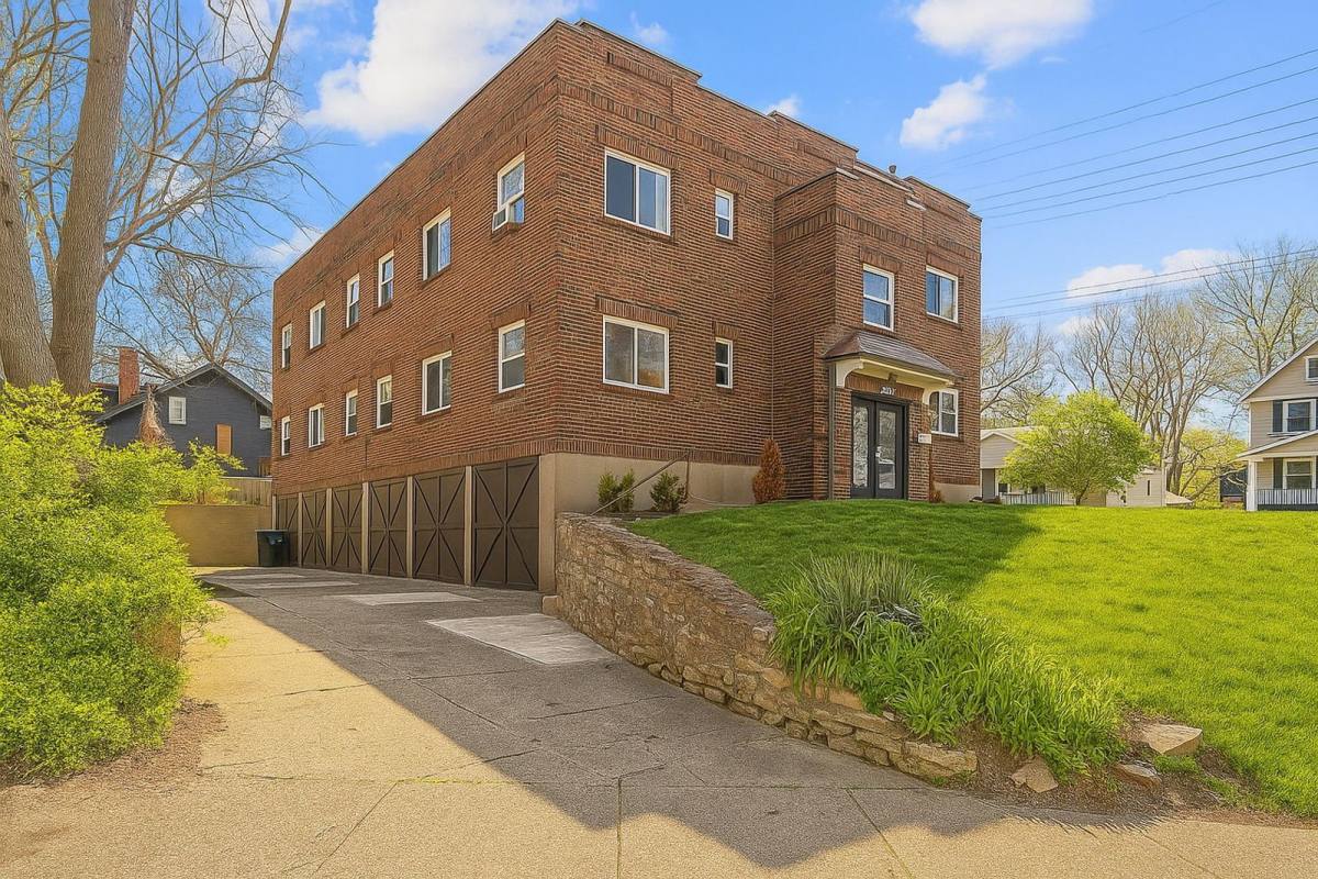 Apartment for rent at 4300 Erie Ave #7, Cincinnati, OH 45227