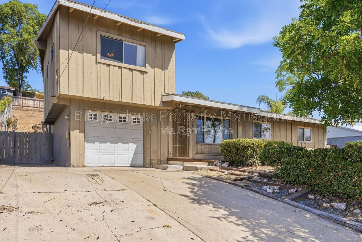 House for rent at 7562 Zemco Dr, Lemon Grove, CA 91945