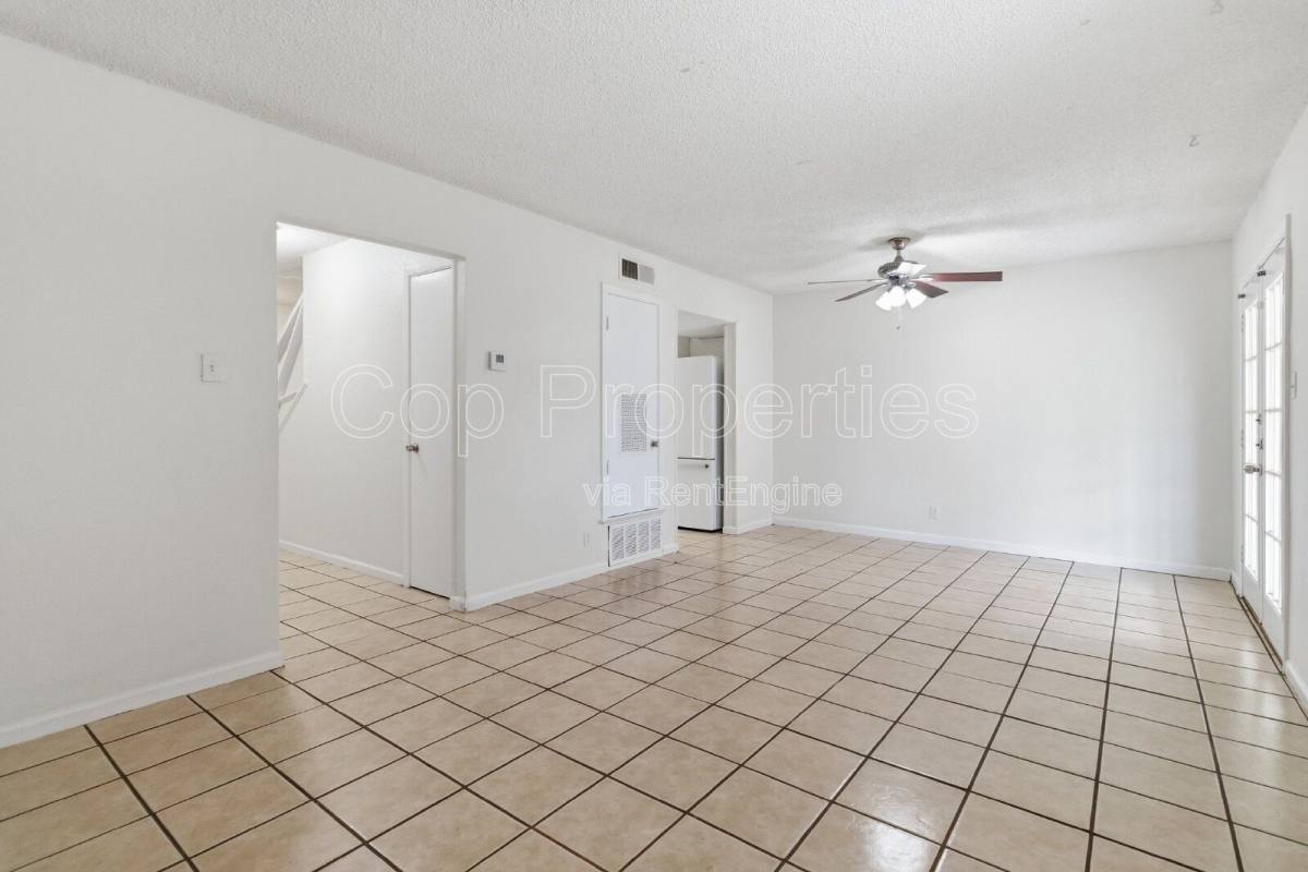 Townhouse for rent at 4813 Fred May Dr, San Antonio, TX 78229