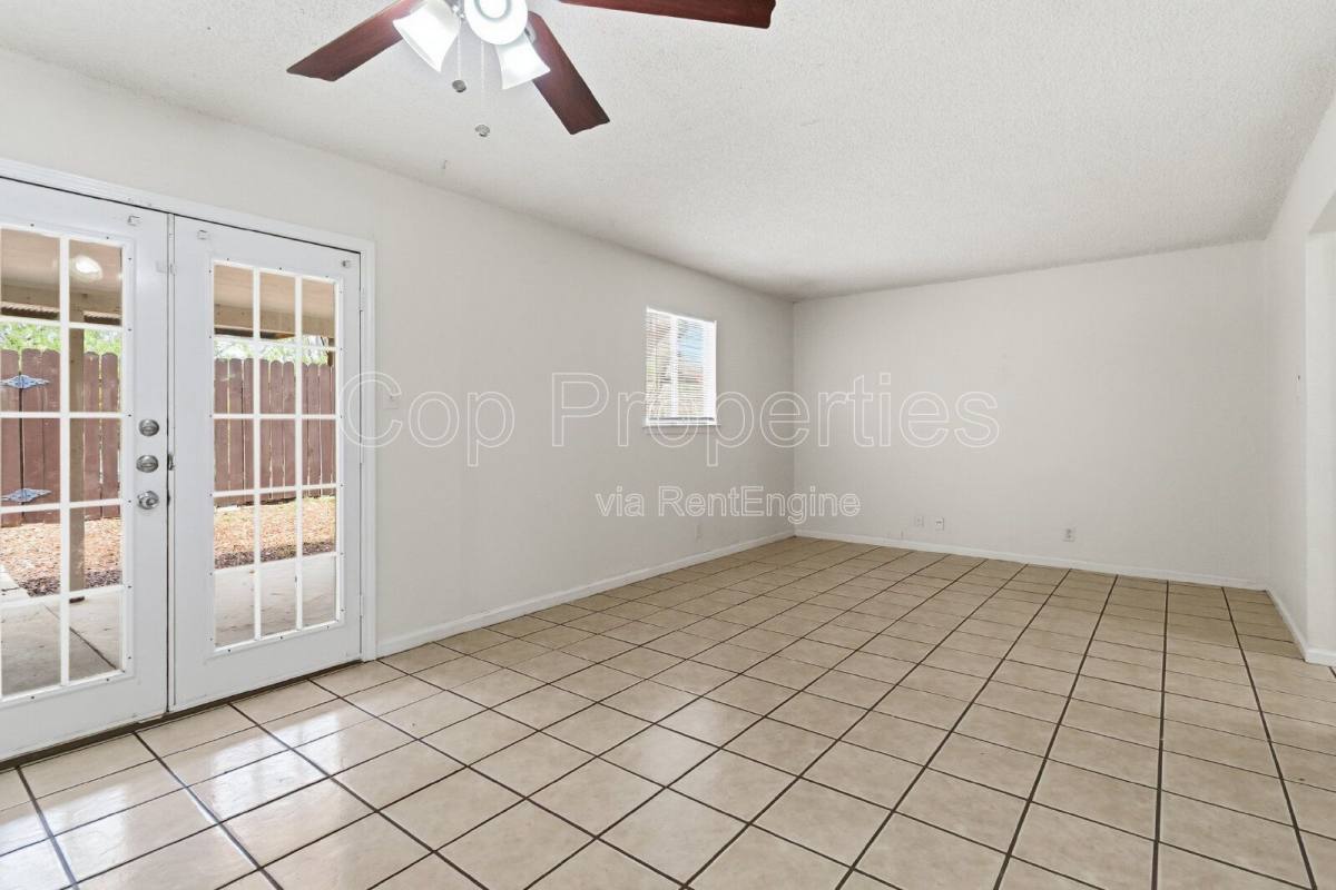 Townhouse for rent at 4813 Fred May Dr, San Antonio, TX 78229