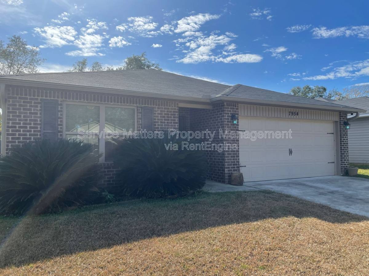 House for rent at 7954 Nalo Creek Loop, Pensacola, FL 32514