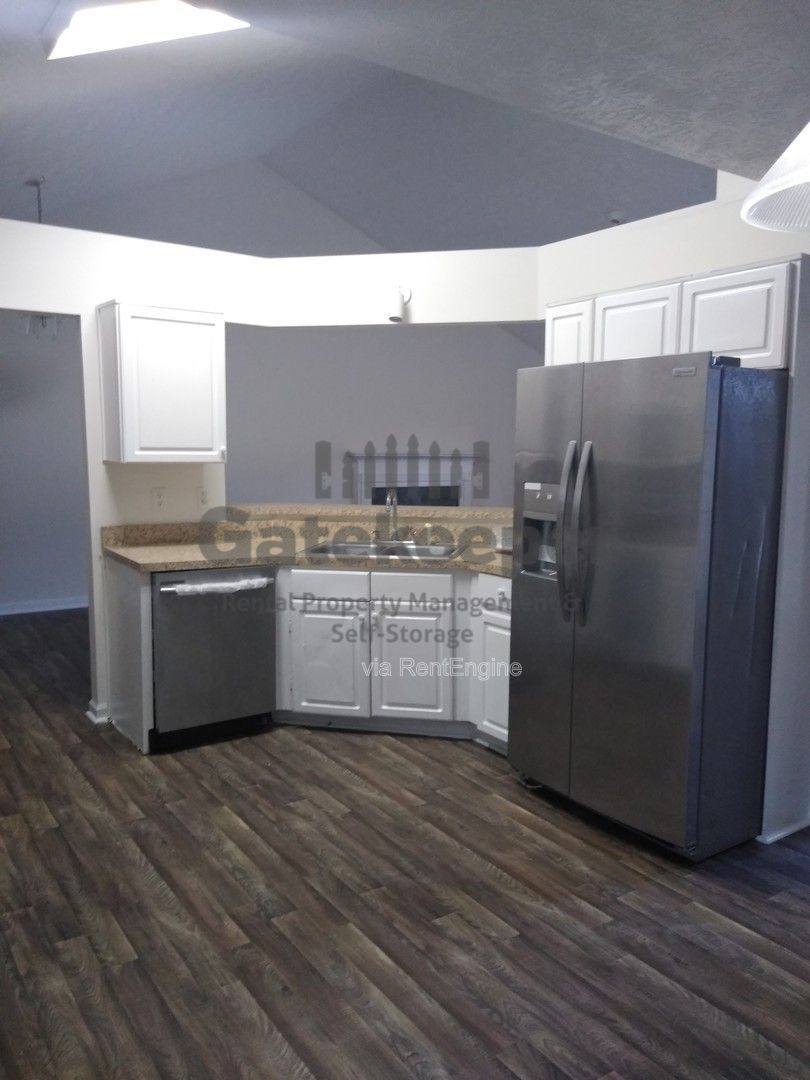 House for rent at 688 River Mist Dr, Jonesboro, GA 30238