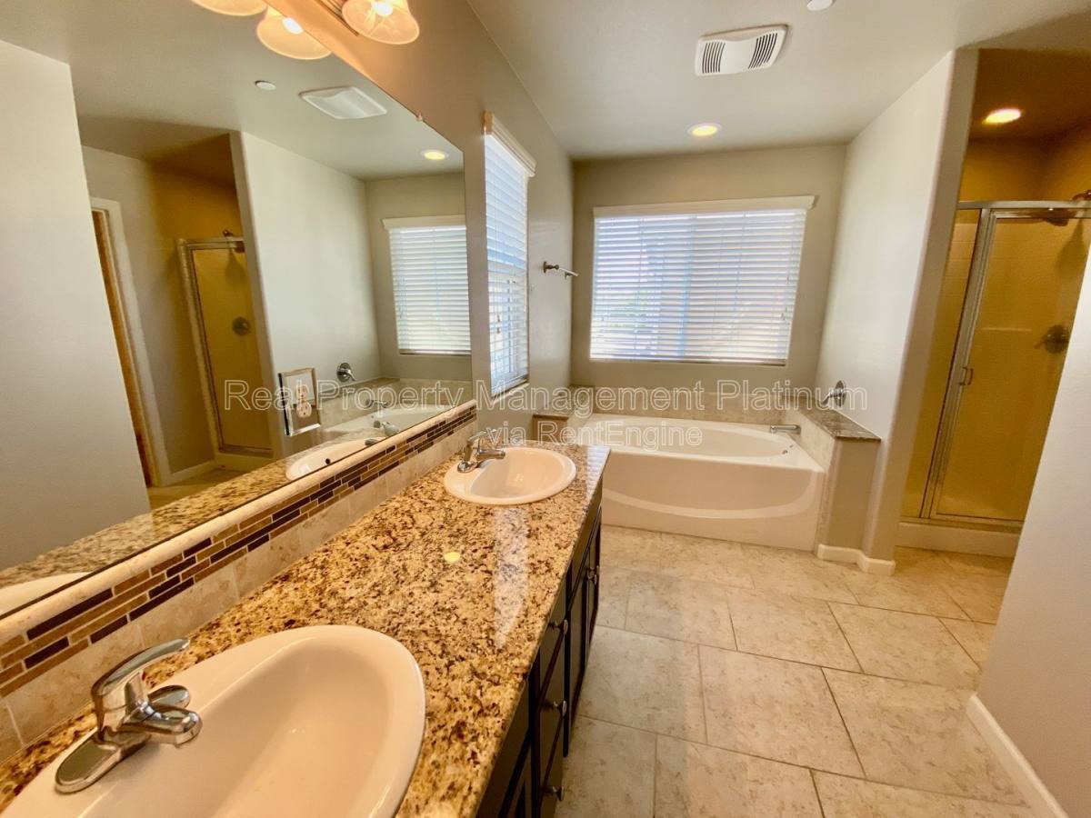 House for rent at 3554 Significant Way, Clovis, CA 93619