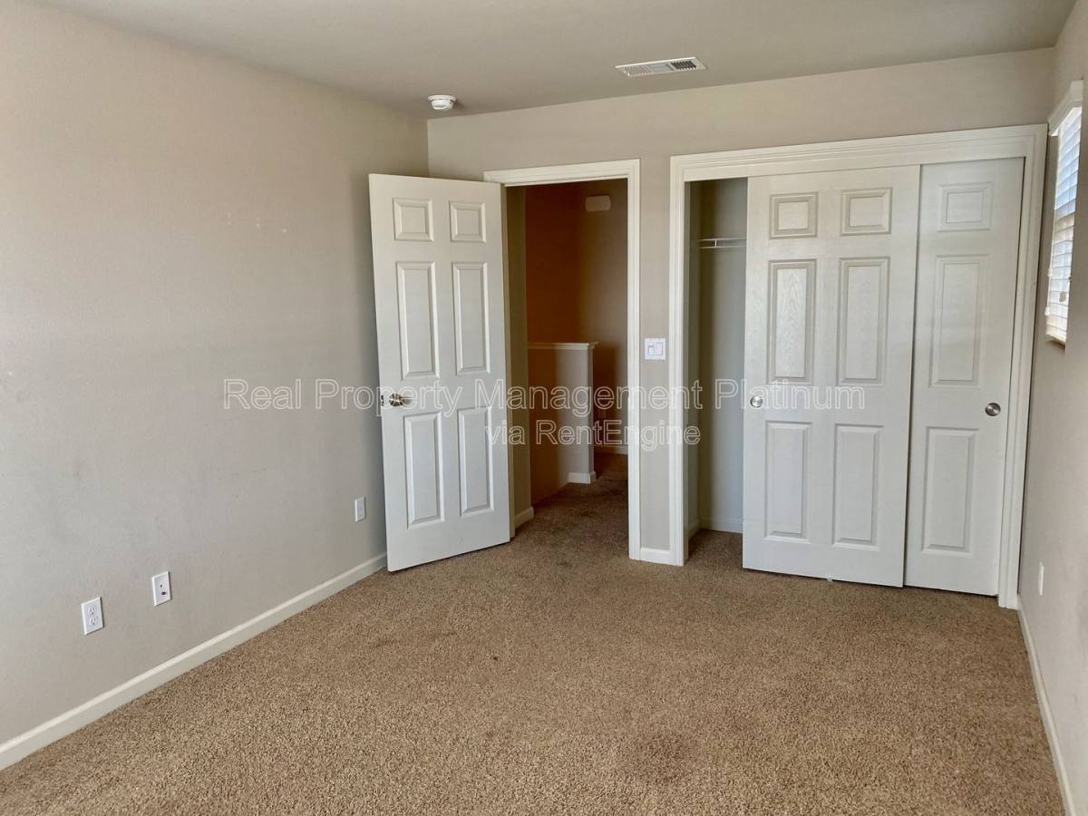 House for rent at 3554 Significant Way, Clovis, CA 93619