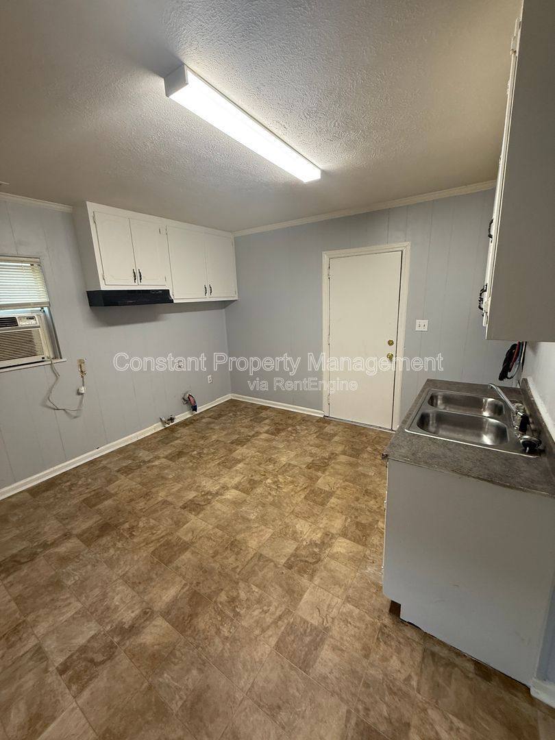 House for rent at 1110 Dewey St, Griffin, GA 30223