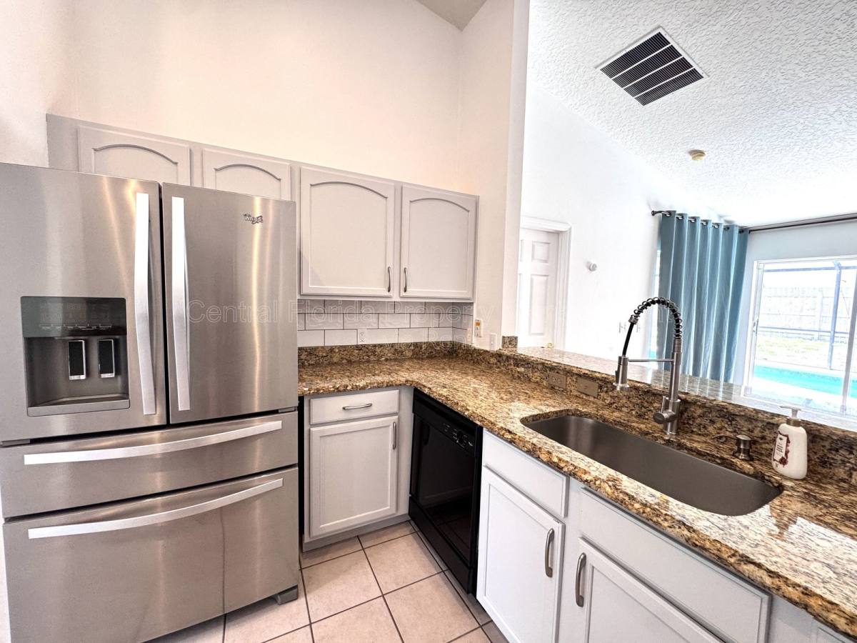 House for rent at 205 Paradise Woods Place, Davenport, FL 33896