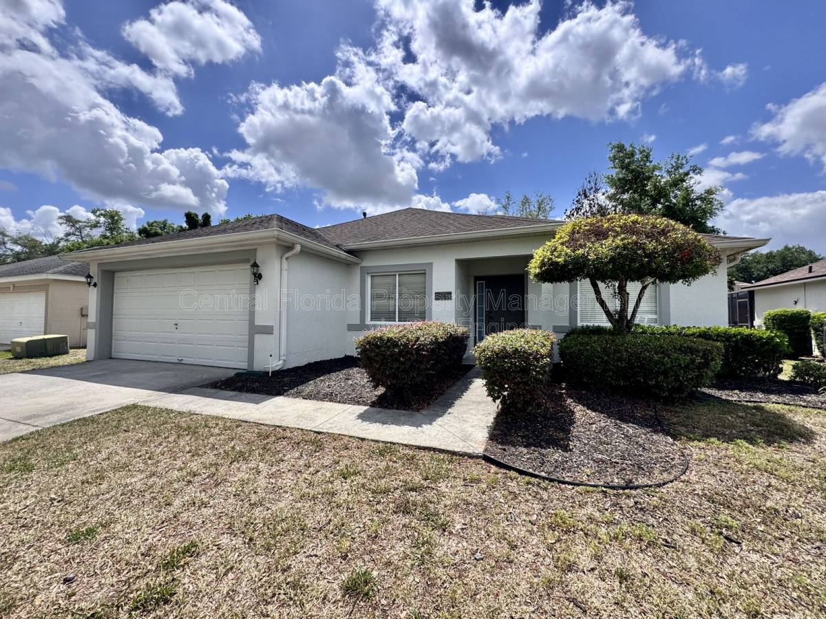 House for rent at 205 Paradise Woods Place, Davenport, FL 33896