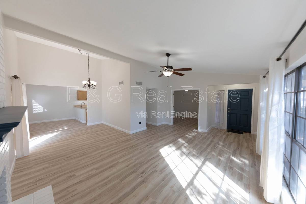 House for rent at 4283 E Agave Rd, Phoenix, AZ 85044