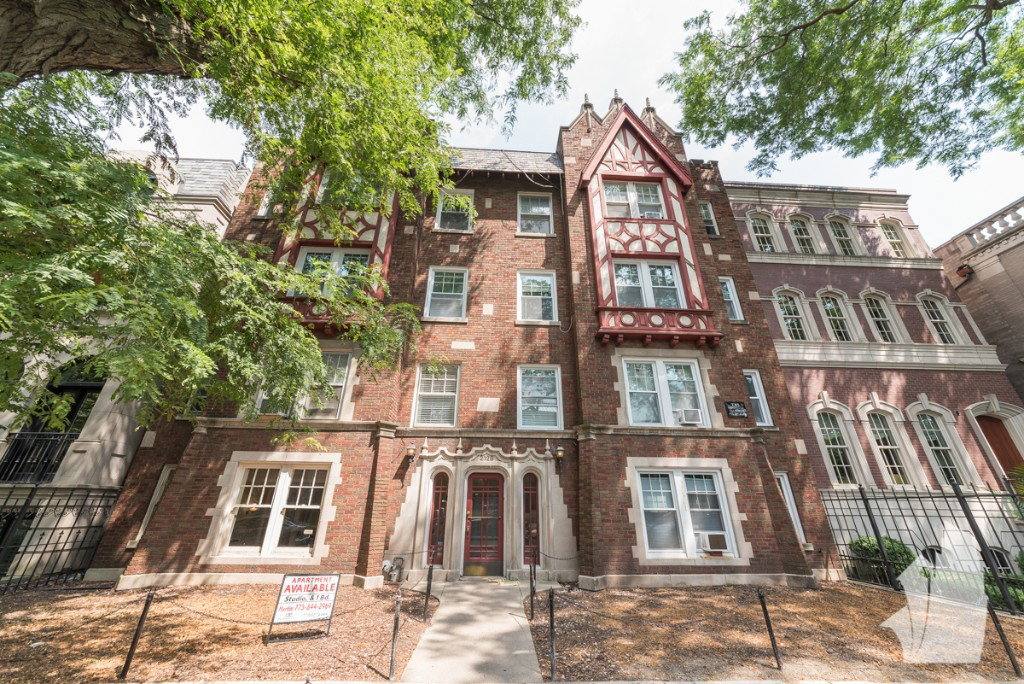 Apartment for rent at 2129 N Dayton St, Chicago, IL 60614