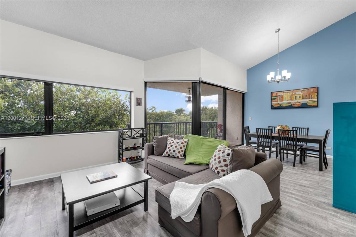Townhouse for rent at 6701 SW 116th Court #406, Miami, FL 33173