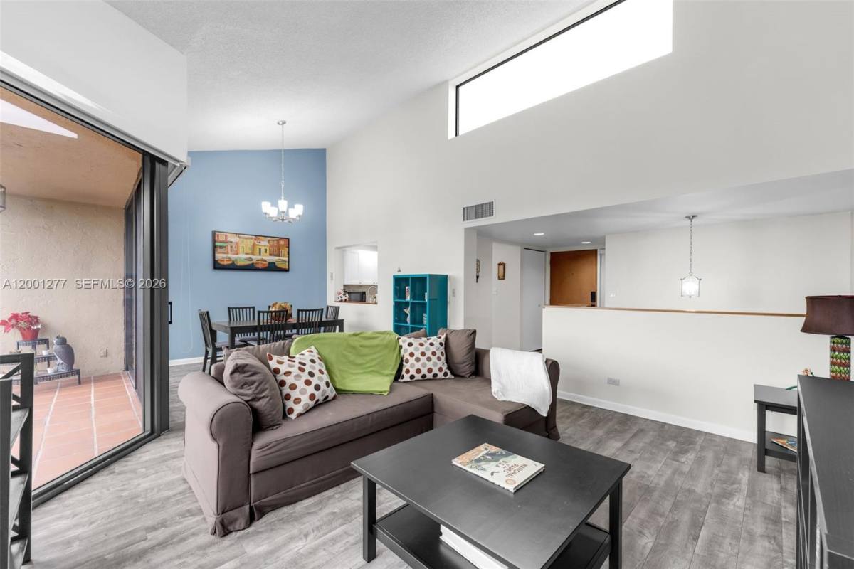 Townhouse for rent at 6701 SW 116th Court #406, Miami, FL 33173