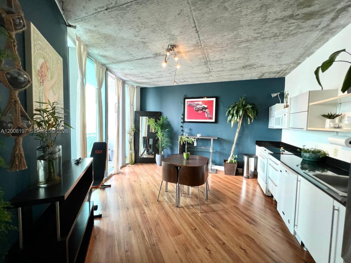 Apartment for rent at 690 SW 1st Court #1934, Miami, FL 33130