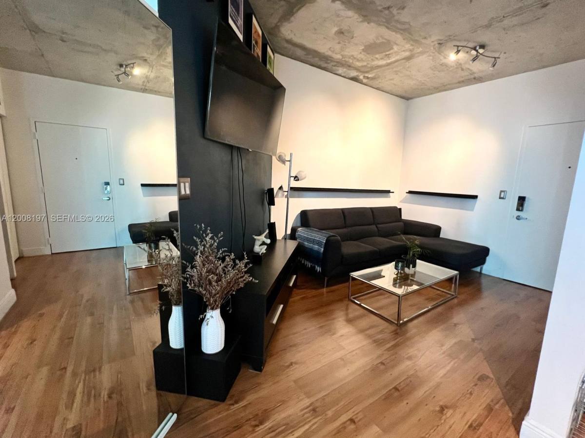 Apartment for rent at 690 SW 1st Court #1934, Miami, FL 33130