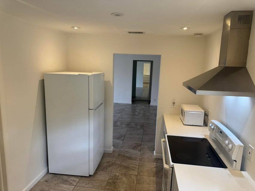 House for rent at 27th St NW #100, Pompano Beach, FL 33064