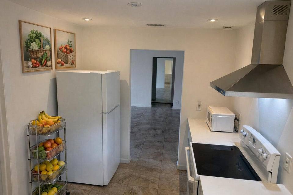 House for rent at 27th St NW #100, Pompano Beach, FL 33064