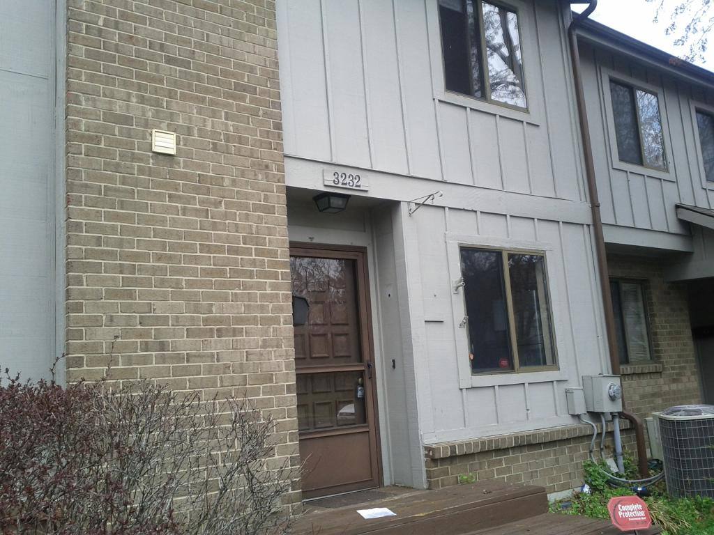 Townhouse for rent at 3232 Pebblebrook Lane, Cincinnati, OH 45251