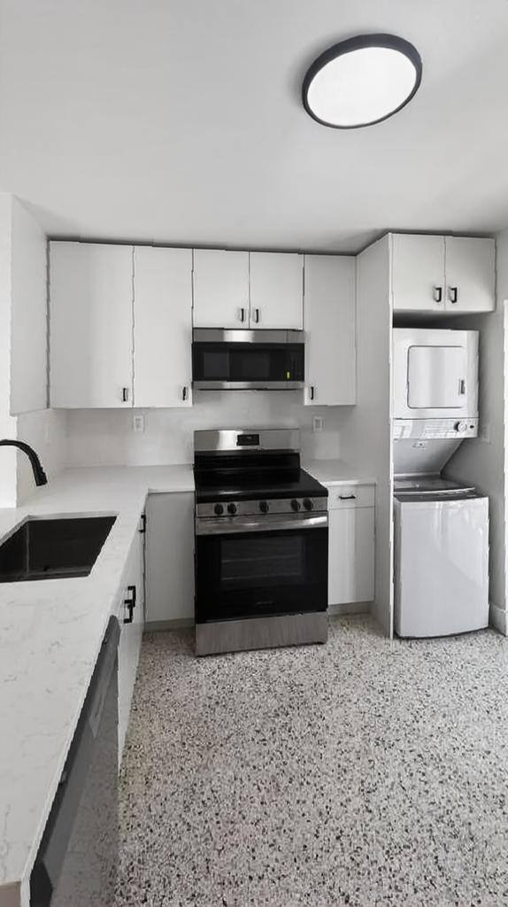 Apartment for rent at 634 SW 2nd St #3, Miami, FL 33130