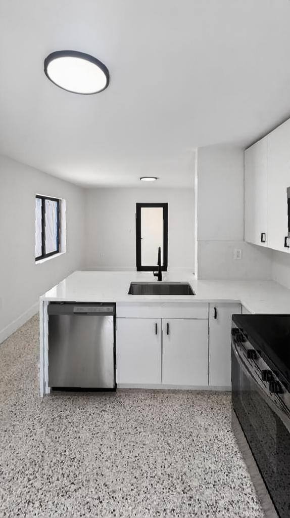 Apartment for rent at 634 SW 2nd St #3, Miami, FL 33130