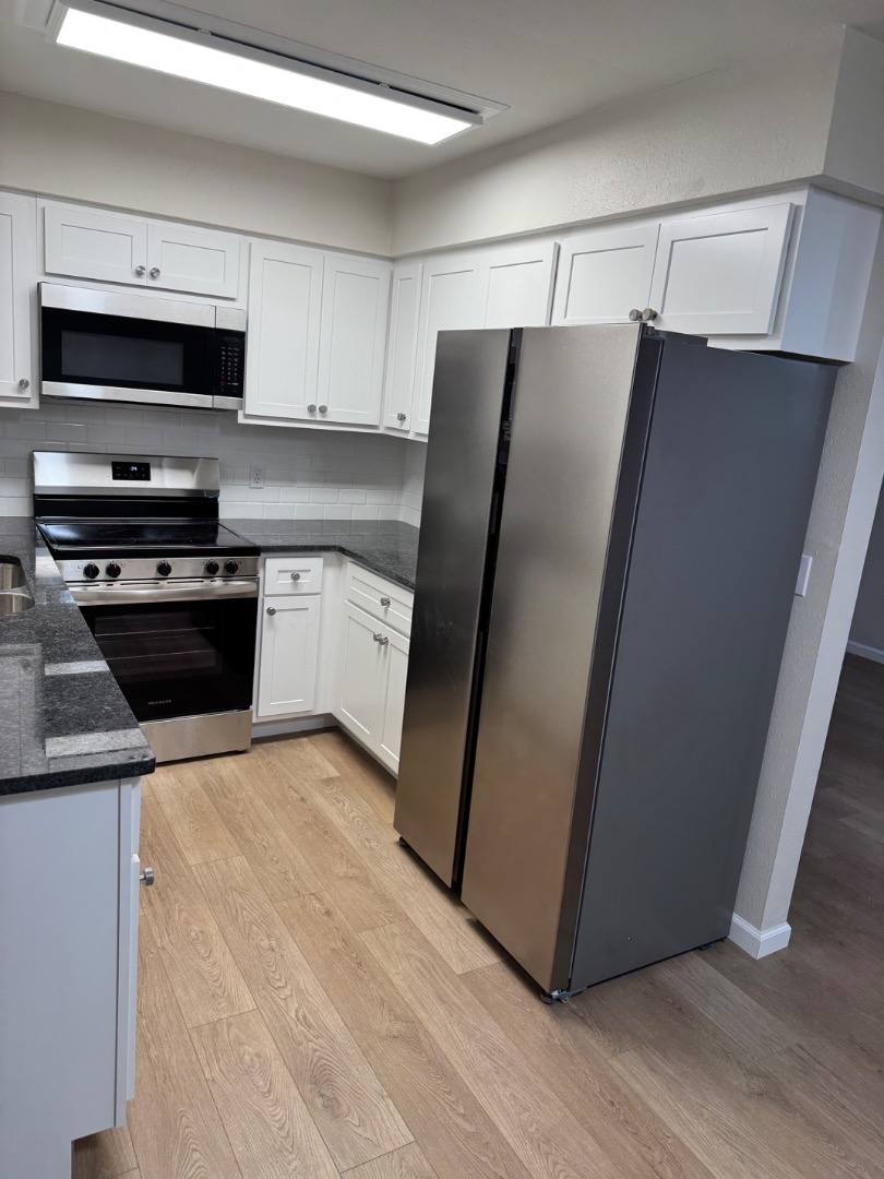 Apartment for rent at 185 Parkview Dr #2, Trenton, IL 62293