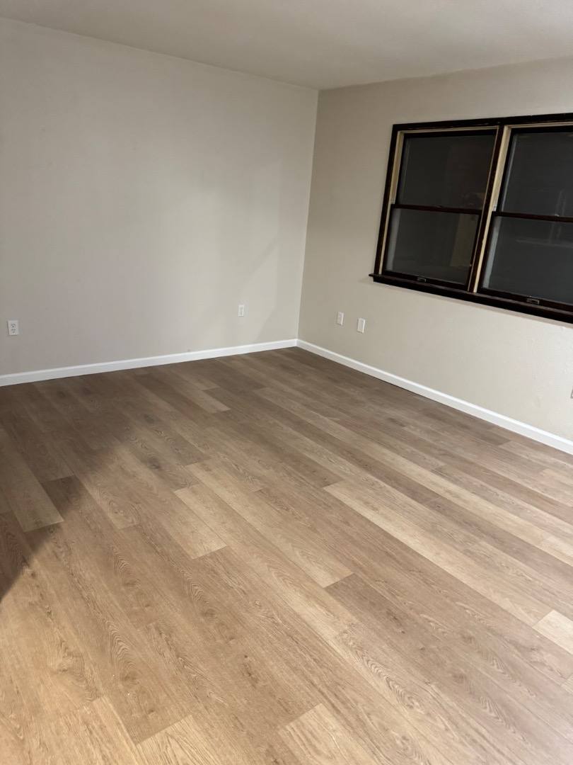 Apartment for rent at 185 Parkview Dr #2, Trenton, IL 62293