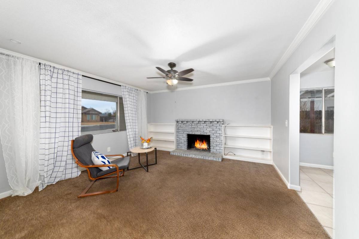 House for rent at 3825 Bianchi Way, Bakersfield, CA 93309