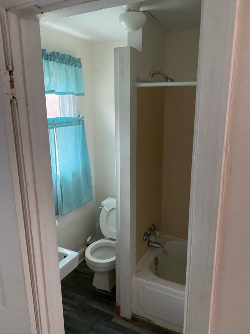 Apartment for rent at 2533 Richmond Highway 104, Gladstone, VA 24553