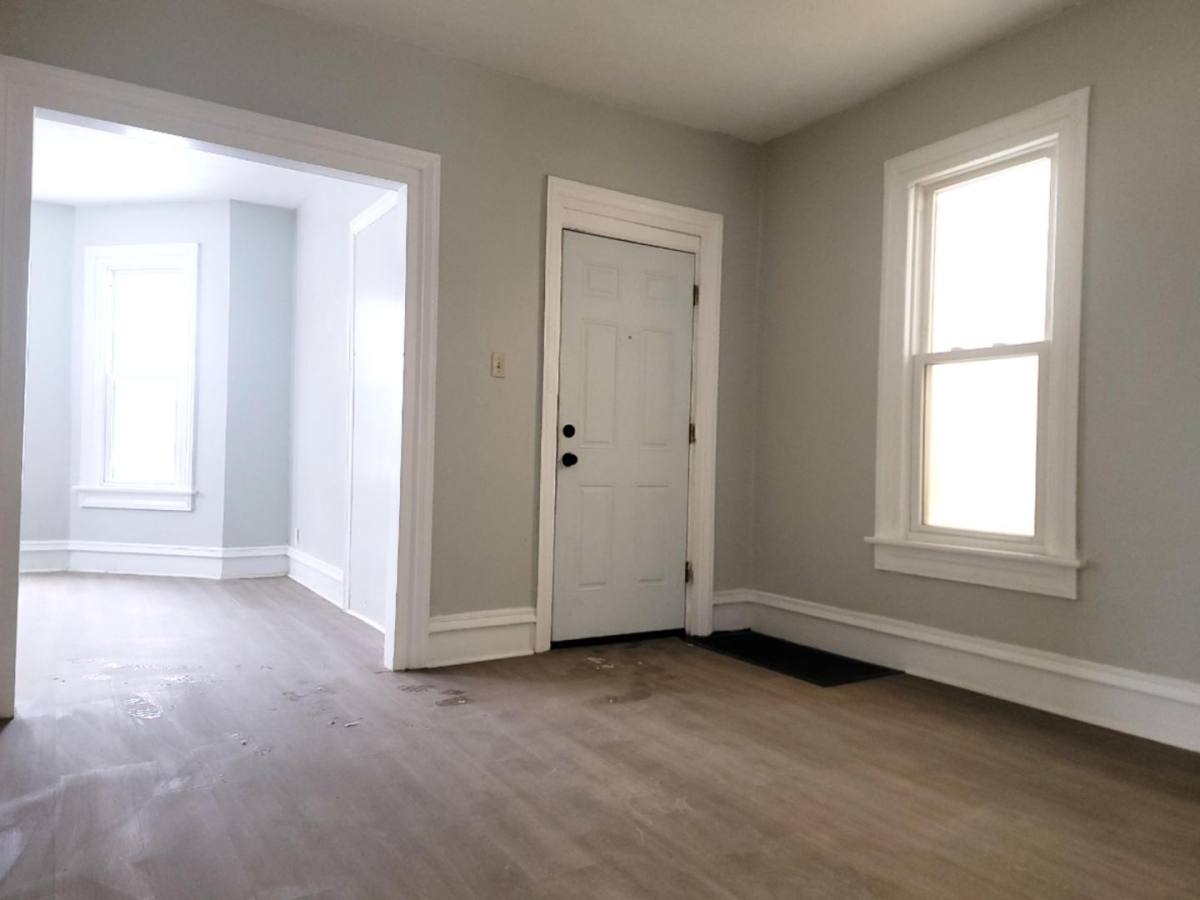 House for rent at 320 Crosby St, Akron, OH 44303